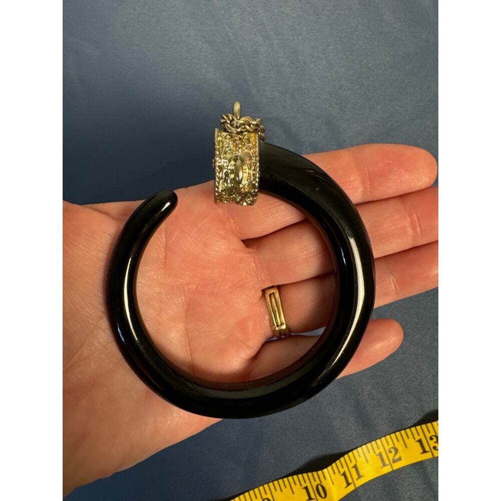 Faux Black Tusk‎ Pendant on Chain Pre-owned - Picture 5 of 5